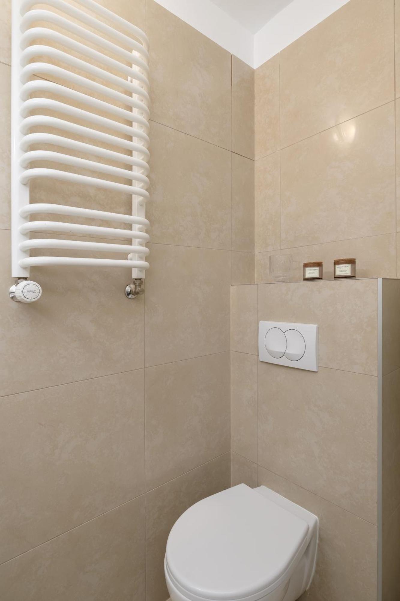Studio Apartment With Ac - Dluga 65 كراكوفيا المظهر الخارجي الصورة